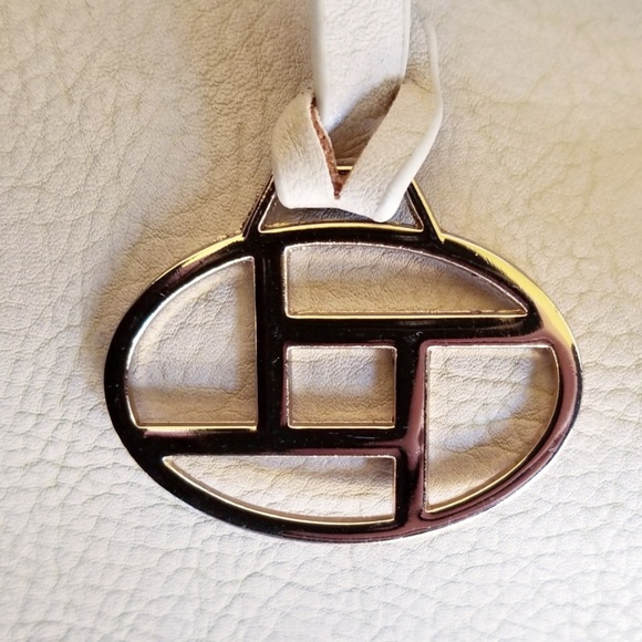 Large Tan Purse - Picture 7 of 8